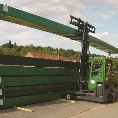 Combilift C4000E Langgutverladung
