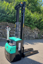 Mitsubishi Deichselstapler SBP 12 N2